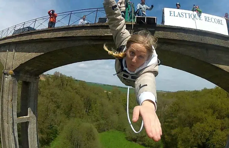 Bungee-Jumping-in-Paris_3379-1