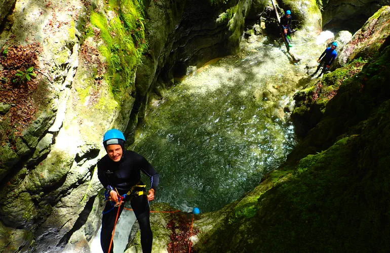 Canyoning-in-Annecy_2679-1