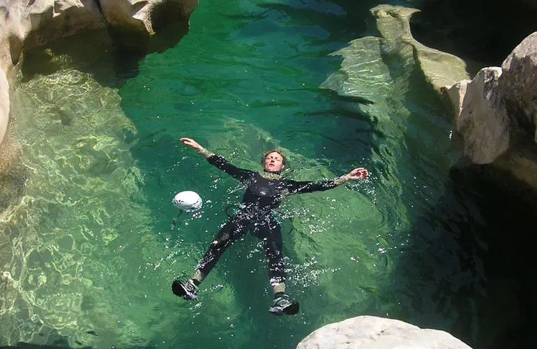 Canyoning-in-Ardeche_2288-1