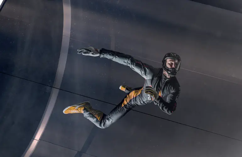 Indoor-skydiving-in-Madrid_7241-1