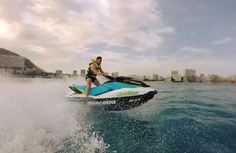 Jet-Skiing-in-Alicante_7765-1
