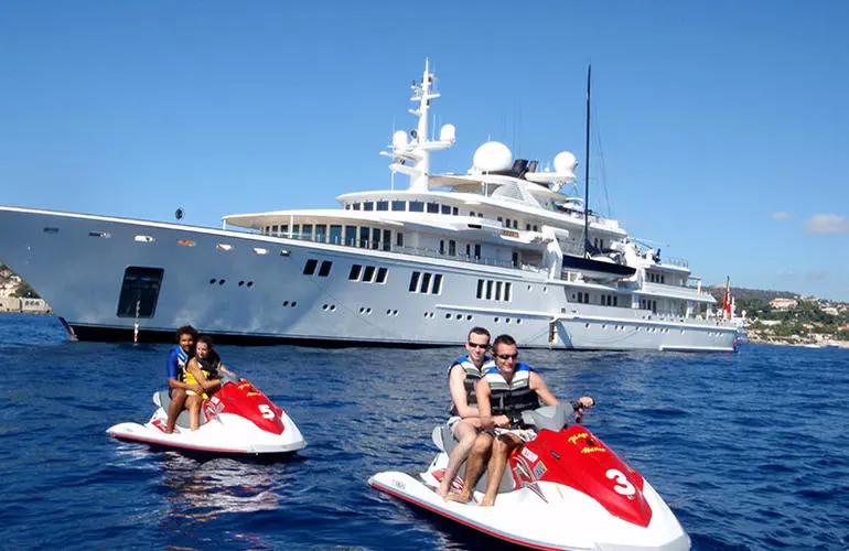 Jet-Skiing-in-Antibes_5362-1