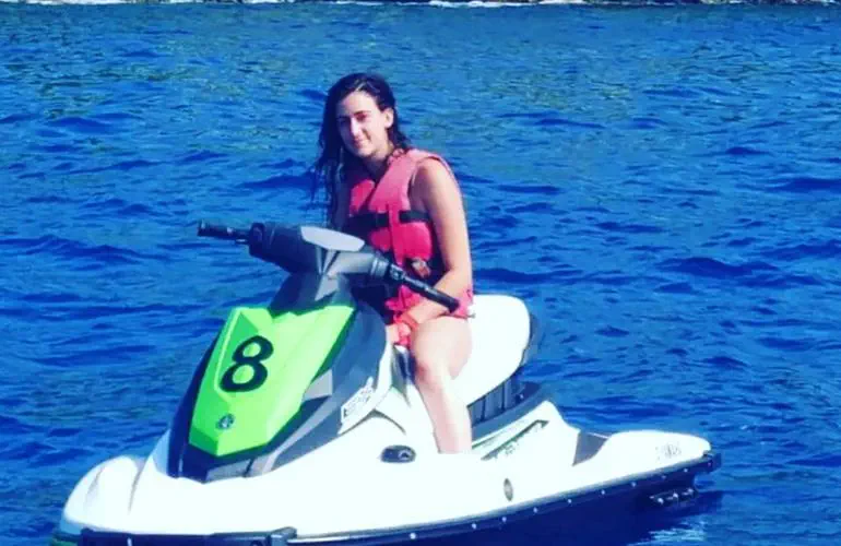 Jet-Skiing-in-Nice_10596-4