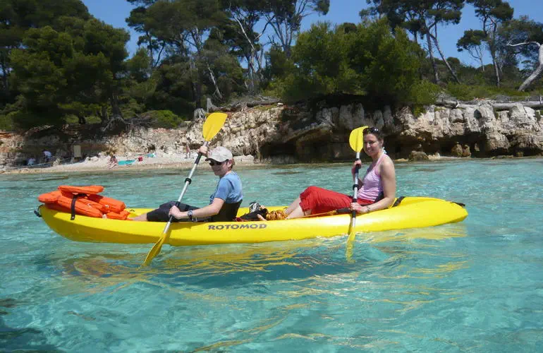 Kayaking-in-Cannes_10280-1