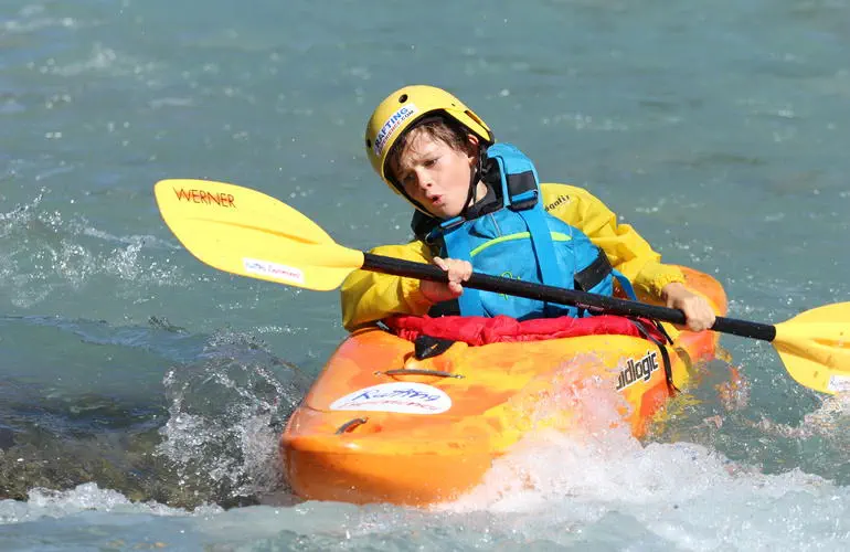 Kayaking-in-Serre-Chevalier_6433-1