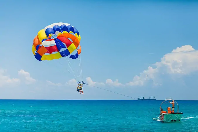 Parasailing at GoThrills