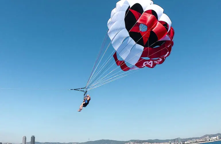 Parasailing-in-Barcelona_4399-1