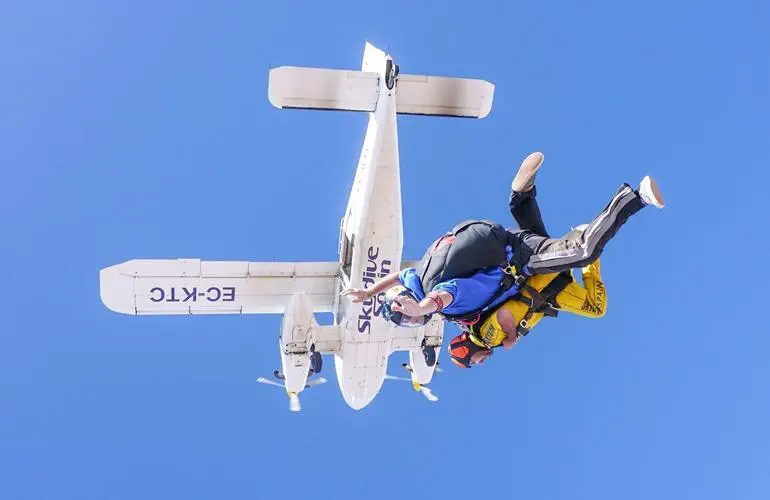 Skydiving-in-Seville_6312-1